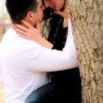 1121897_couple_by_a_tree_3